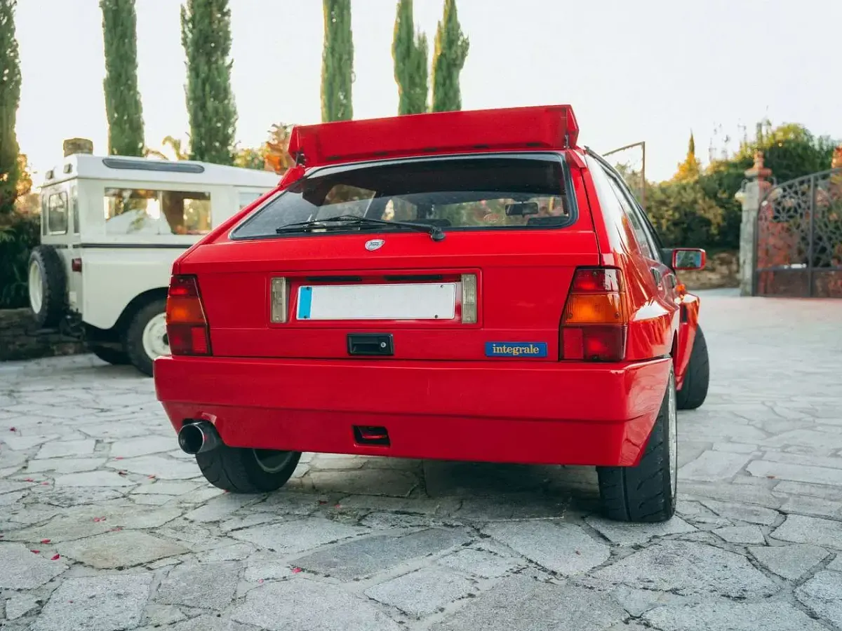 Second-hand Lancia Delta 209 CP (153 kW) 1992 Roșu Hatchback