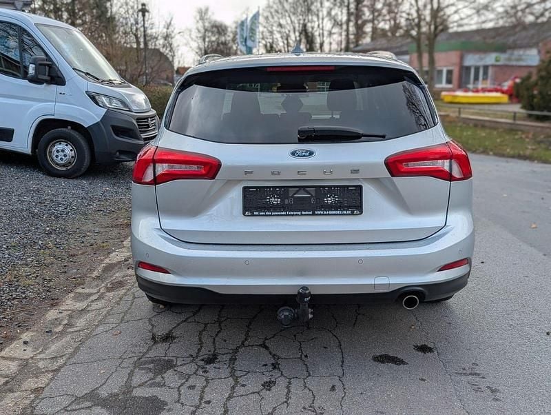 Usata Ford Focus Cool & Connect 120 CV (88 kW) 2020 Argento Station wagon