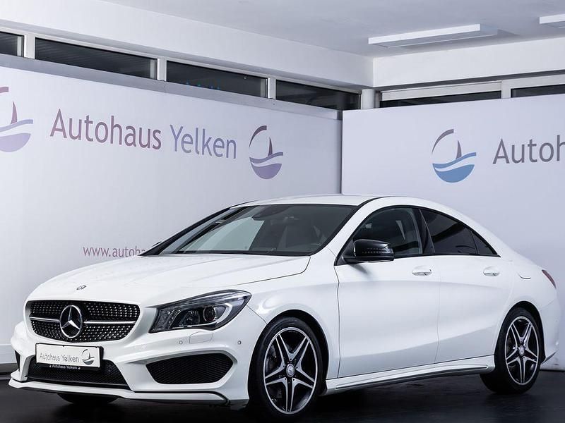 Gebraucht Mercedes CLA220 AMG line 170 PS (125 kW) 2013 Weiß Limousine