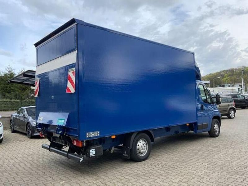 Gebraucht Peugeot Boxer 140 PS (102 kW) 2021 Blau Van
