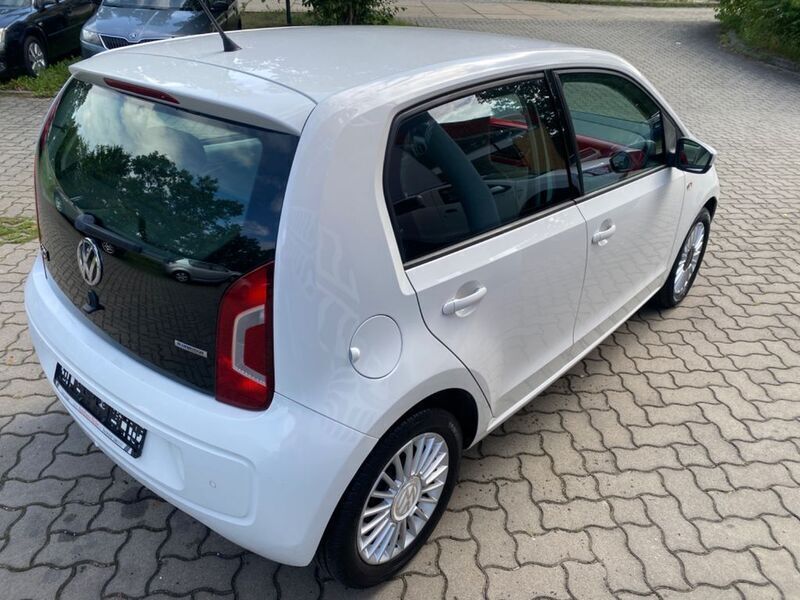 Gebraucht VW up! high up! 75 PS (55 kW) 2012 Weiß Kleinwagen