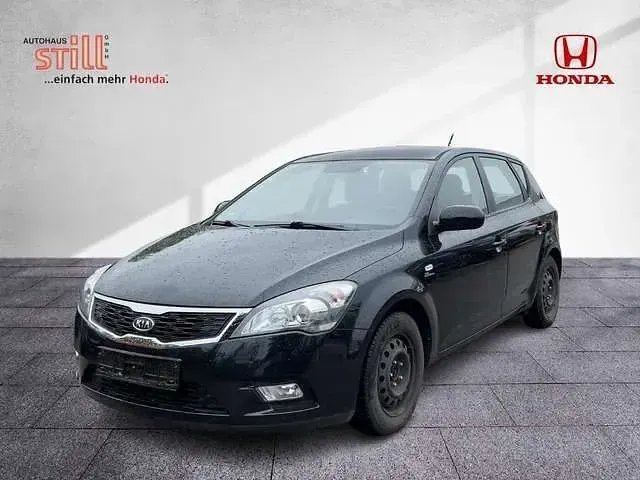 Gebraucht Kia Ceed Vision 90 PS (66 kW) 2010 Zilinaschwarz met. Kleinwagen