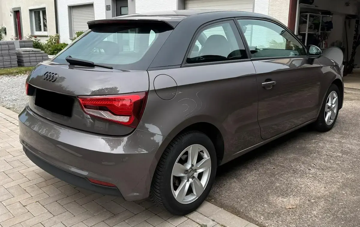 Gebraucht Audi A1 Design 90 PS (66 kW) 2016 Braun Kleinwagen