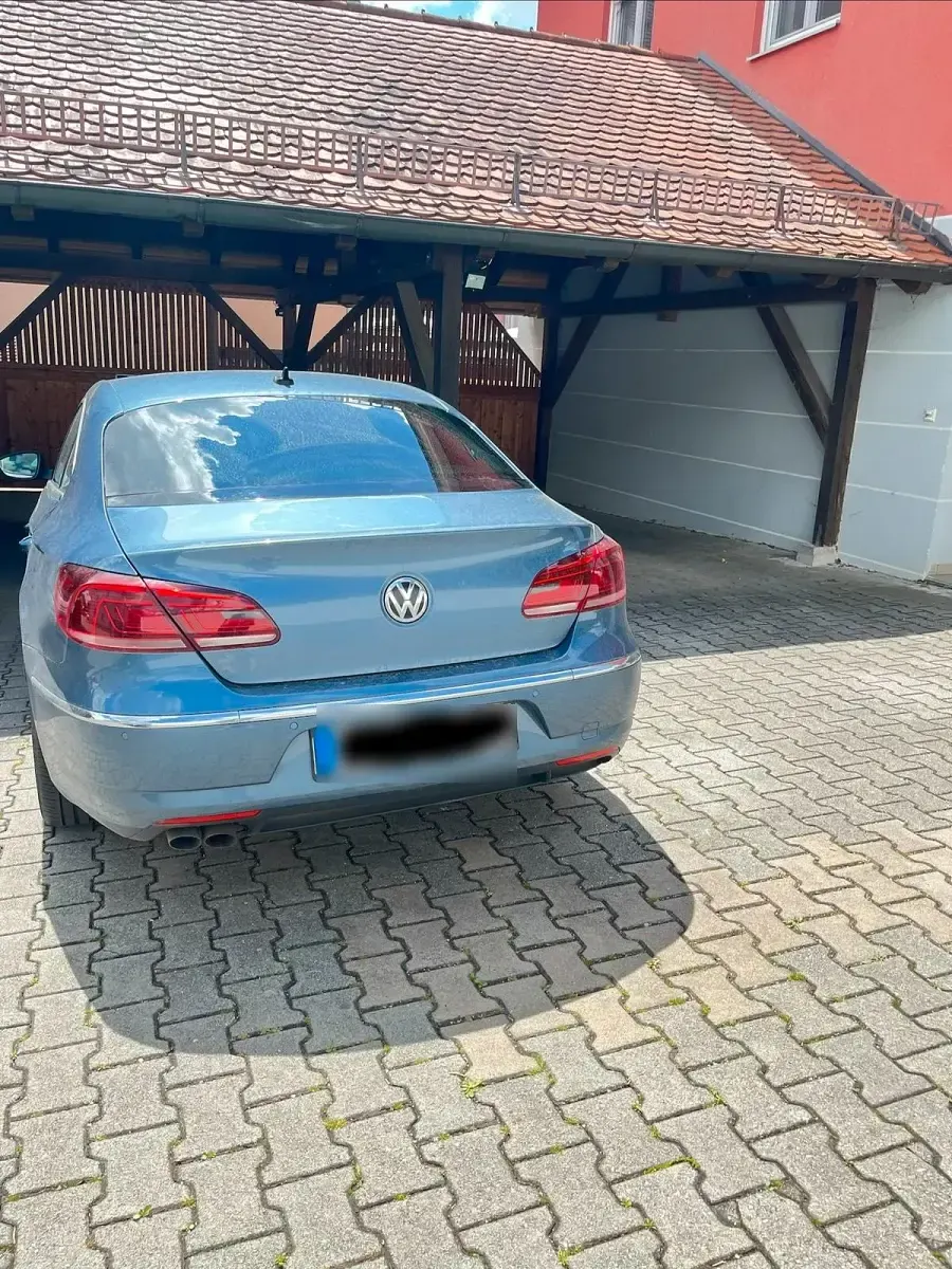 Second-hand VW Passat R-line 184 CP (135 kW) 2016 Albastru Berlinǎ