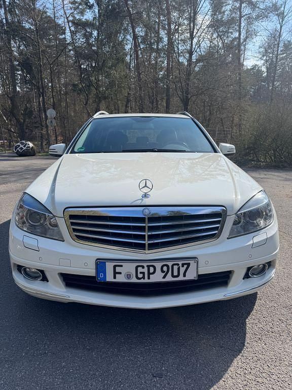 Gebraucht Mercedes C230 Elegance 204 PS (150 kW) 2008 Weiß Limousine