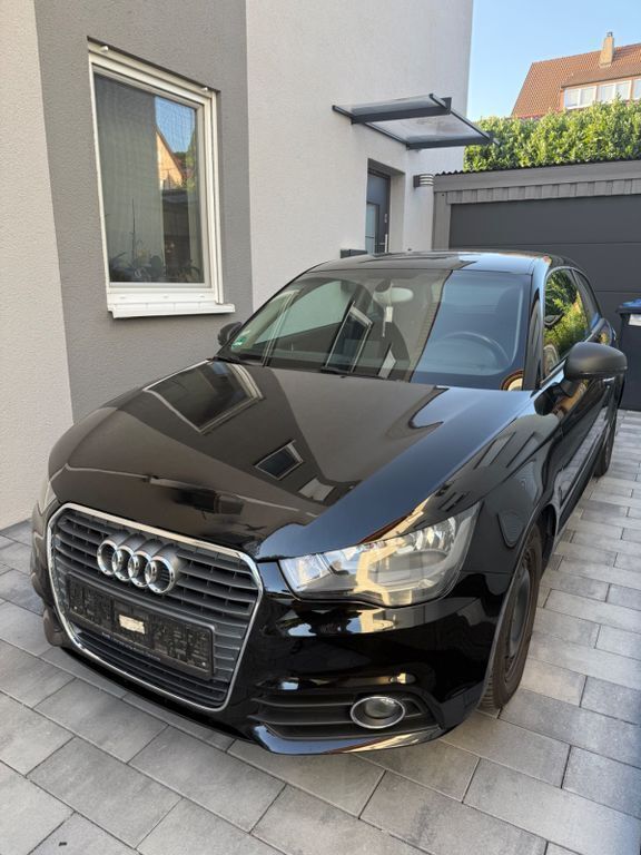 Schwarz Gebraucht 2013 Audi A1 Attraction Kleinwagen | 7.650 € (Fairer Preis) - Bild 1/4