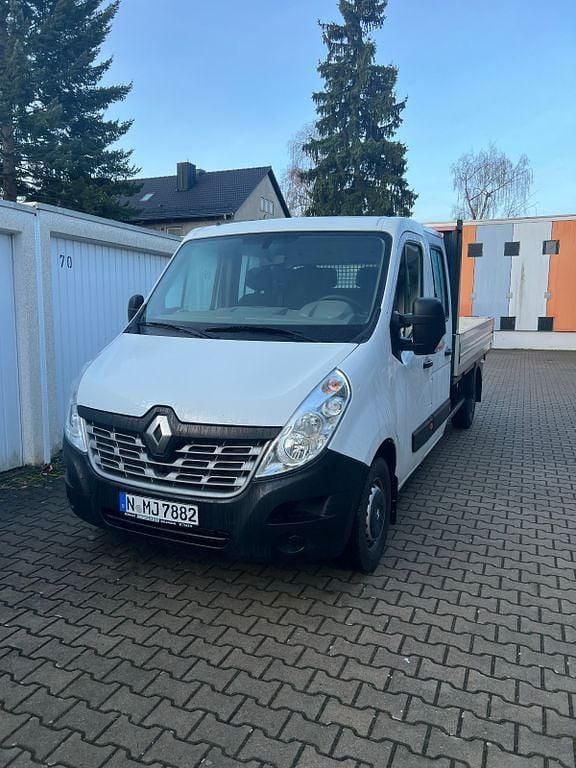 Weiß Gebraucht 2017 Renault R12 Limousine | 12.500 € - Bild 1/4