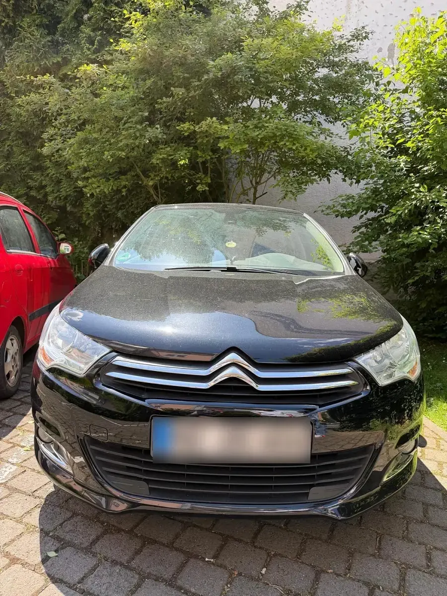 Gebraucht Citroën C4 120 PS (88 kW) 2013 Schwarz Kleinwagen
