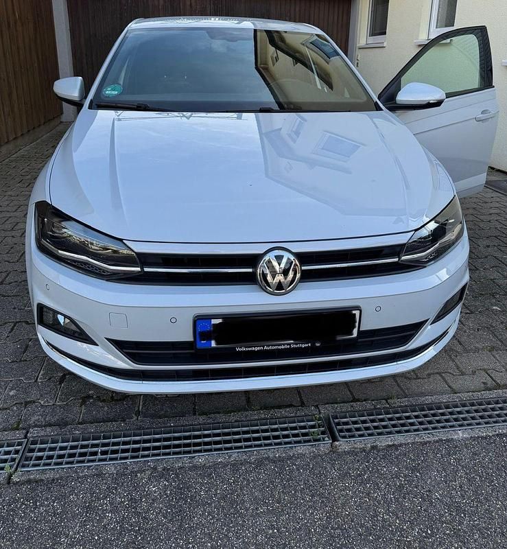 Weiß Gebraucht 2018 VW Polo Beats Kleinwagen | 11.400 € (Guter Preis) - Bild 1/4
