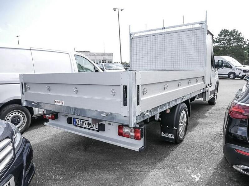 Gebraucht Maxus eDeliver 9 150 kW (204 PS) 2024 Weiss Van