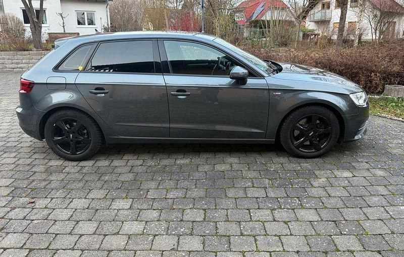 Gebraucht Audi A3 S-Line 179 PS (131 kW) 2013 Grau Limousine
