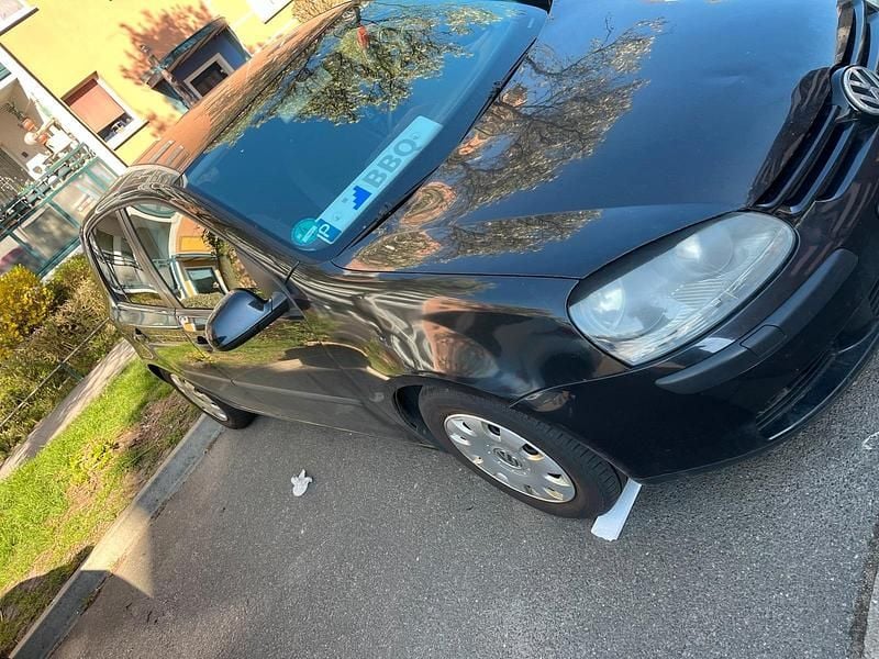 Second-hand VW Golf IV 75 CP (55 kW) 2003 Negru Hatchback