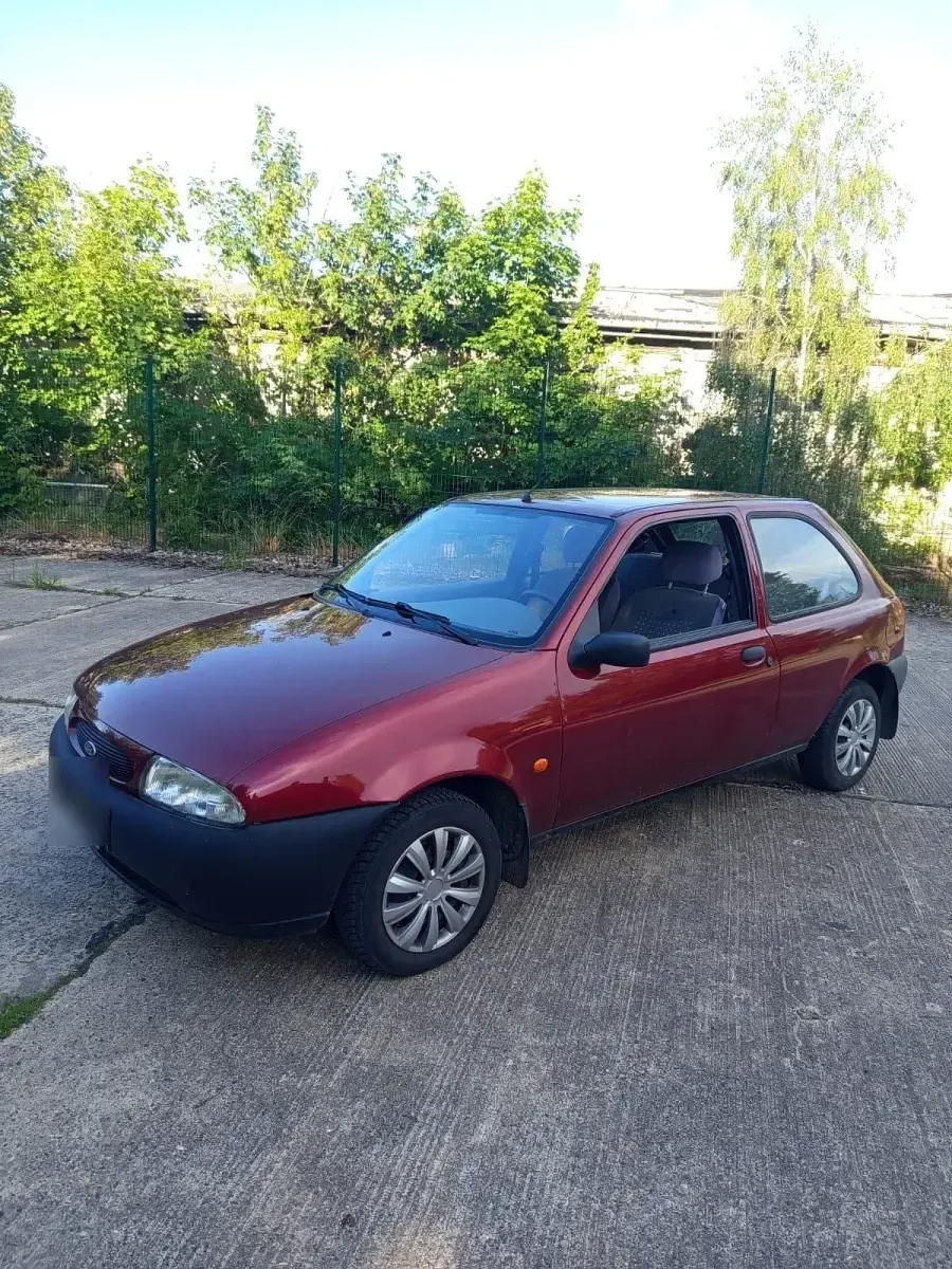 Gebraucht Ford Fiesta 55 PS (40 kW) 1997 Andere farben Kleinwagen