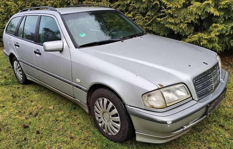 Silber Gebraucht 2000 Mercedes C200 Kombi | 1.280 € (Guter Preis) - Bild 1/4