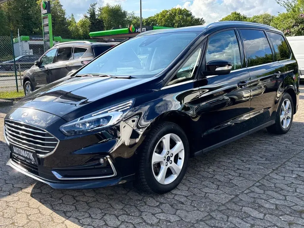 Używany Ford Galaxy Titanium 150 KM (110 kW) 2022 Czarny Minivan