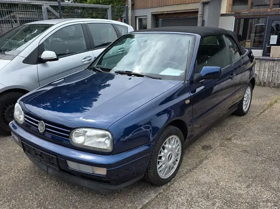 Usata VW Golf 101 CV (74 kW) 1996 Blu Cabrio