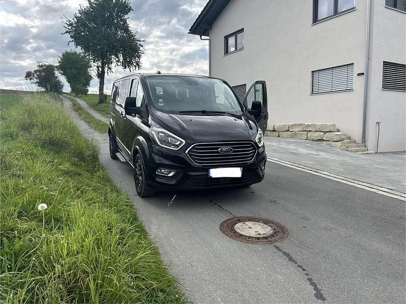 Schwarz Gebraucht 2021 Ford Transit Custom Titanium X Van | 22.500 € (Superpreis) - Bild 1/4