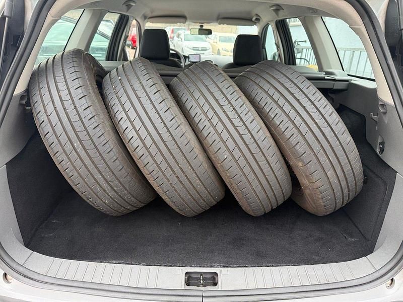 Gebraucht Ford Focus 101 PS (74 kW) 2010 Silber Kombi