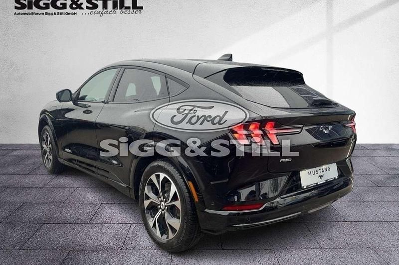 Neu Ford Mustang Mach-E Premium 275 kW (375 PS) 2025 Absolute black SUV