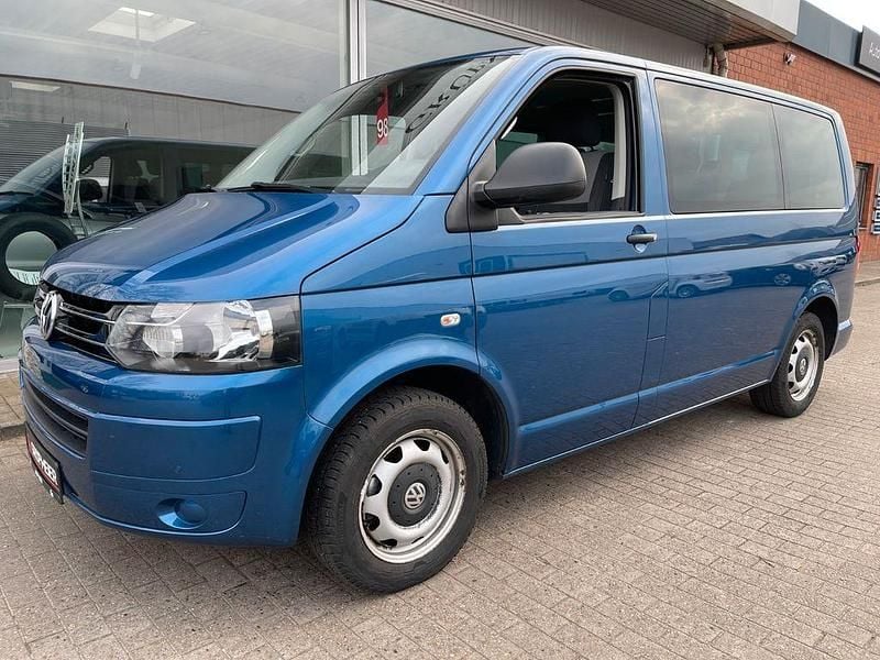 Gebraucht VW Multivan 102 PS (75 kW) 2014 Blau Van