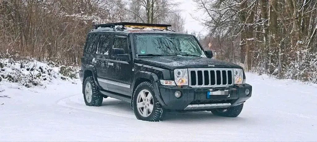 Gebraucht Jeep Commander Overland 218 PS (160 kW) 2009 Schwarz SUV