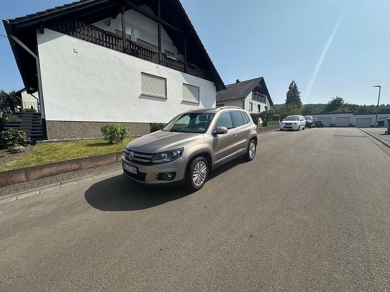 Gold Gebraucht 2014 VW Tiguan Sportline SUV | 11.500 € (Fairer Preis) - Bild 1/4