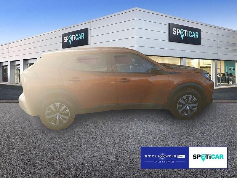 Gebraucht Peugeot e-2008 Active 100 kW (136 PS) 2023 Orange SUV