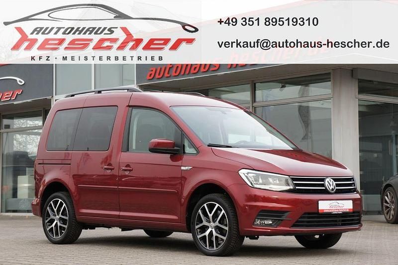Rot Gebraucht 2017 VW Caddy Comfortline Van / Kleinbus | 23.980 € (Etwas zu teuer) - Bild 1/4