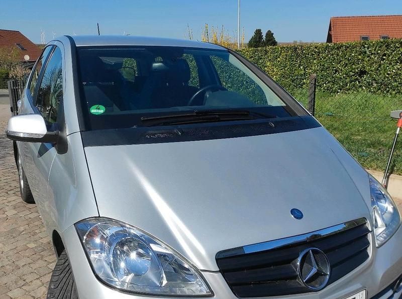Silber Gebraucht 2008 Mercedes A150 Kleinwagen | 5.500 € (Fairer Preis) - Bild 1/4
