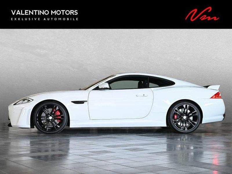 Gebraucht Jaguar XKR S 551 PS (405 kW) 2012 Polaris white Coupé