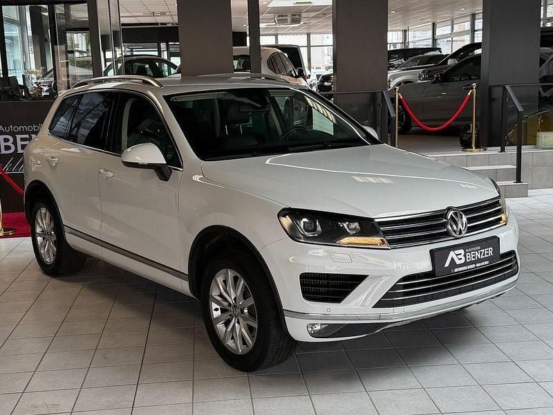 Gebraucht VW Touareg Terrain Tech 262 PS (192 kW) 2015 Weiß SUV