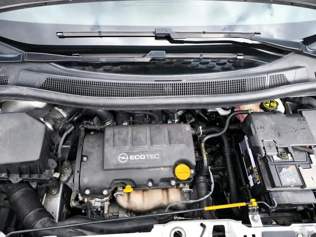 Gebraucht Opel Meriva 101 PS (74 kW) 2012 Silber Van / Kleinbus