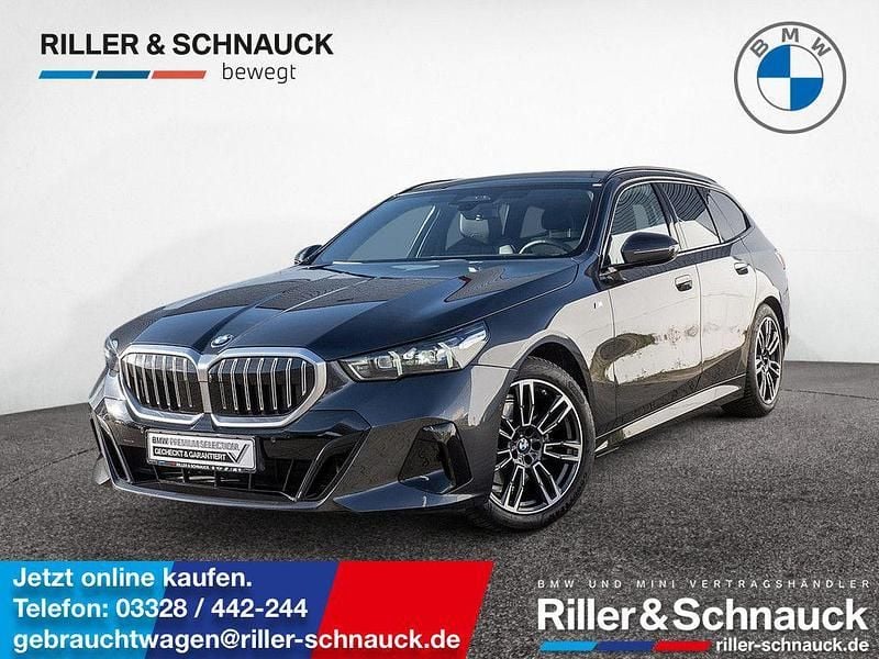 Gebraucht BMW 520 M Sport 190 PS (139 kW) 2025 Grau Kombi