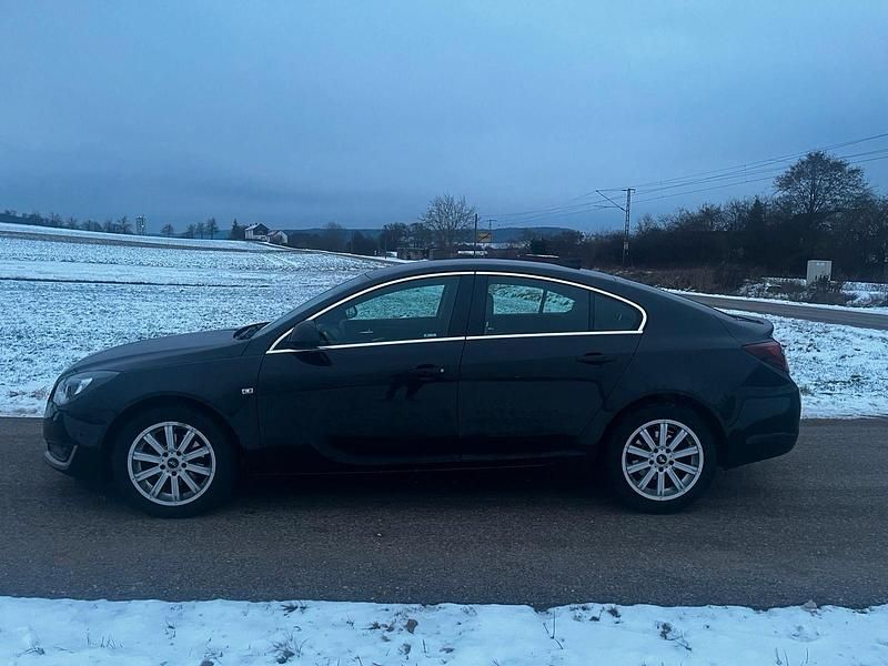 Gebraucht Opel Insignia 170 PS (125 kW) 2016 Schwarz Limousine