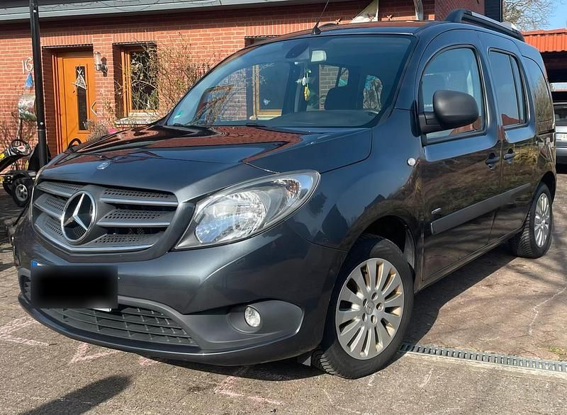 Gebraucht Mercedes Citan 111 110 PS (80 kW) 2016 Grau Kombi