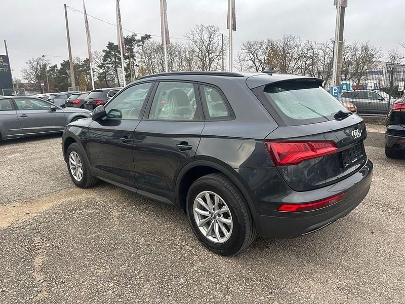 Gebraucht Audi Q5 190 PS (139 kW) 2019 Grau SUV