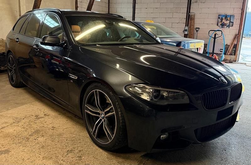 Gebraucht BMW 535 M Sport 313 PS (230 kW) 2014 Schwarz Kombi