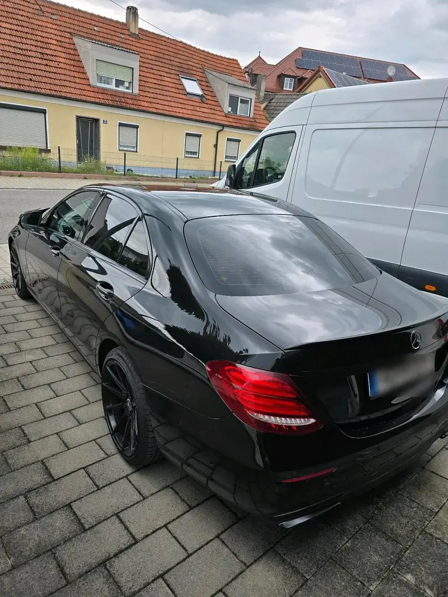 Gebraucht Mercedes 220 194 PS (142 kW) 2019 Schwarz Limousine