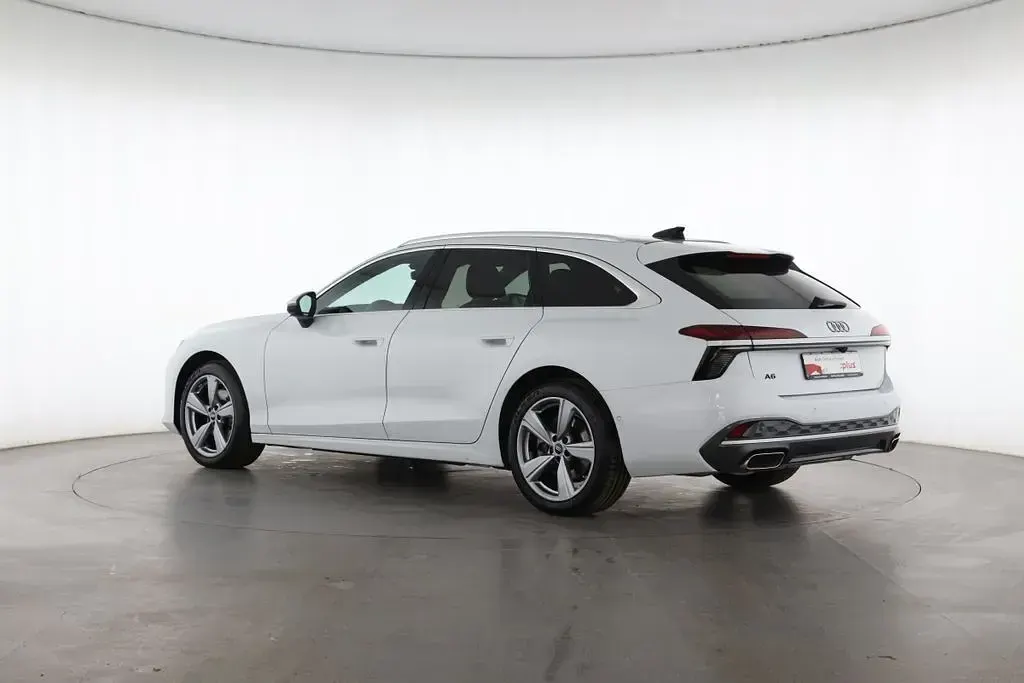 Second-hand Audi A6 Advanced Plus 204 CP (150 kW) 2025 Alb Break