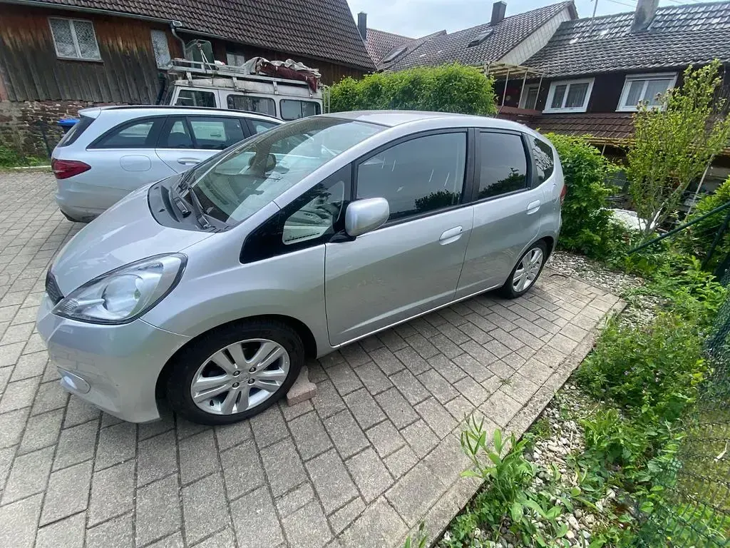 Gebraucht Honda Jazz Elegance 99 PS (72 kW) 2013 Silber Kleinwagen