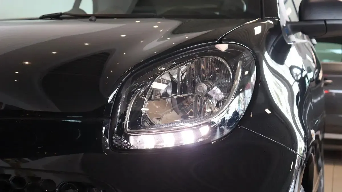 Gebraucht Smart ForTwo Coupé 60 kW (82 PS) 2021 Schwarz Coupé