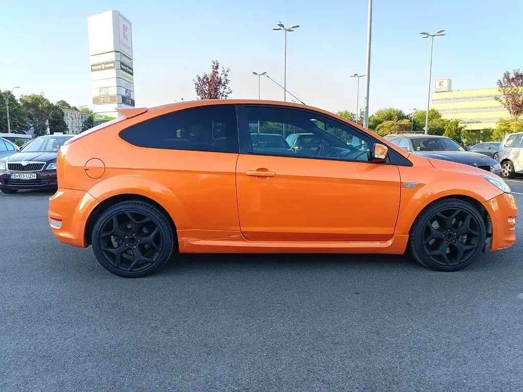 Gebraucht Ford Focus ST 226 PS (166 kW) 2009 Orange Limousine