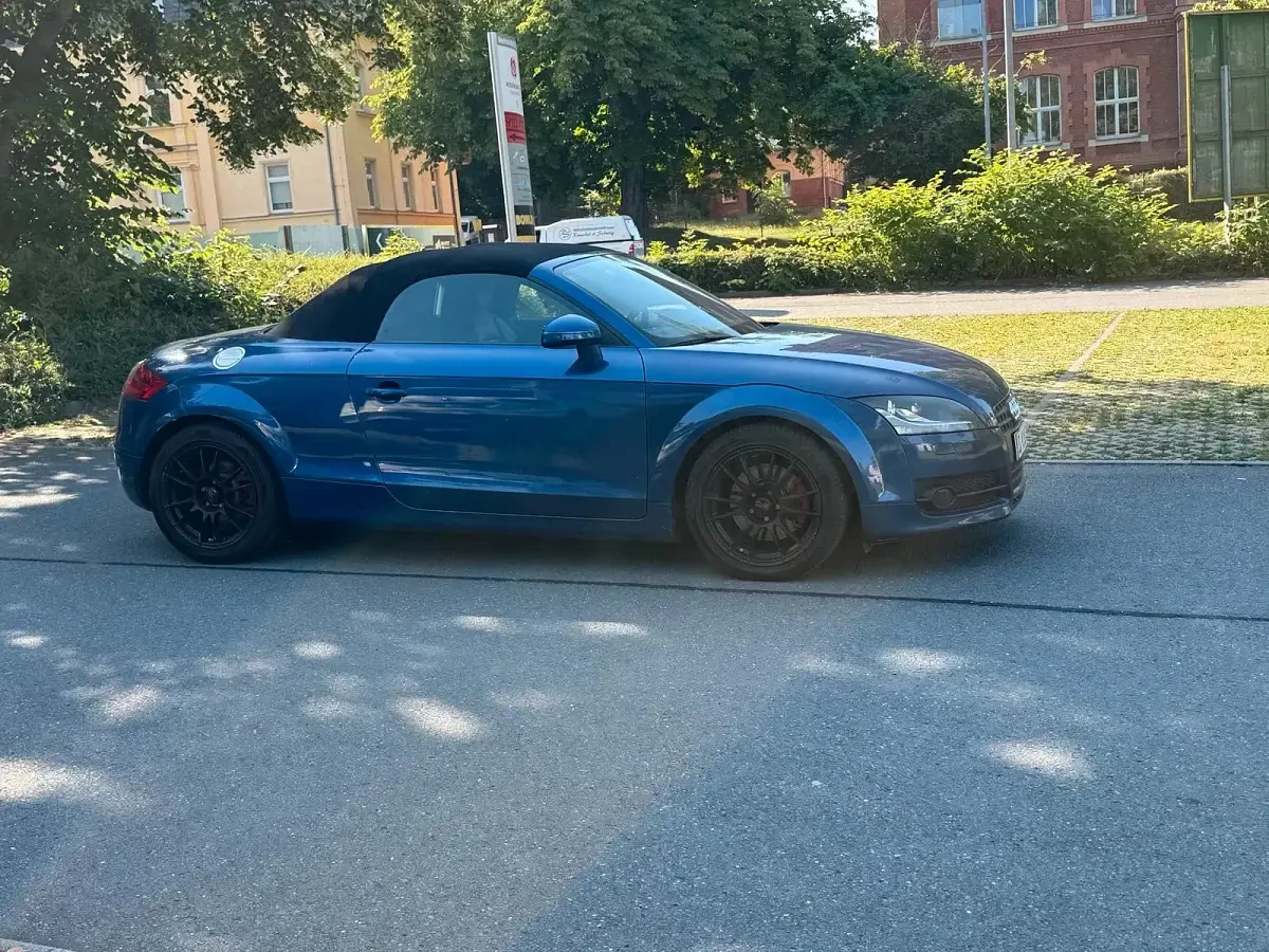 Gebraucht Audi TT Roadster Basis 241 PS (177 kW) 2007 Blau Cabrio