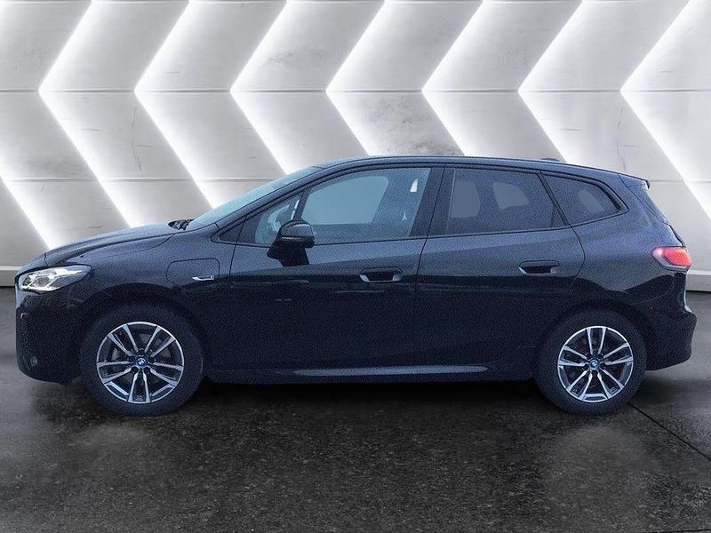 Gebraucht BMW 225 Active Tourer Performance 245 PS (180 kW) 2022 Schwarz Van / Kleinbus