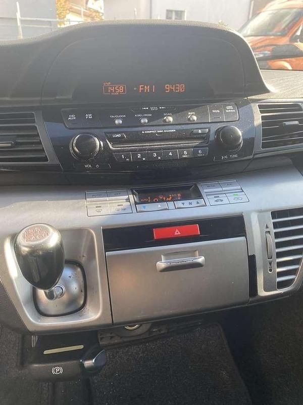 Gebraucht Honda FR-V Comfort 150 PS (110 kW) 2005 Van / Kleinbus