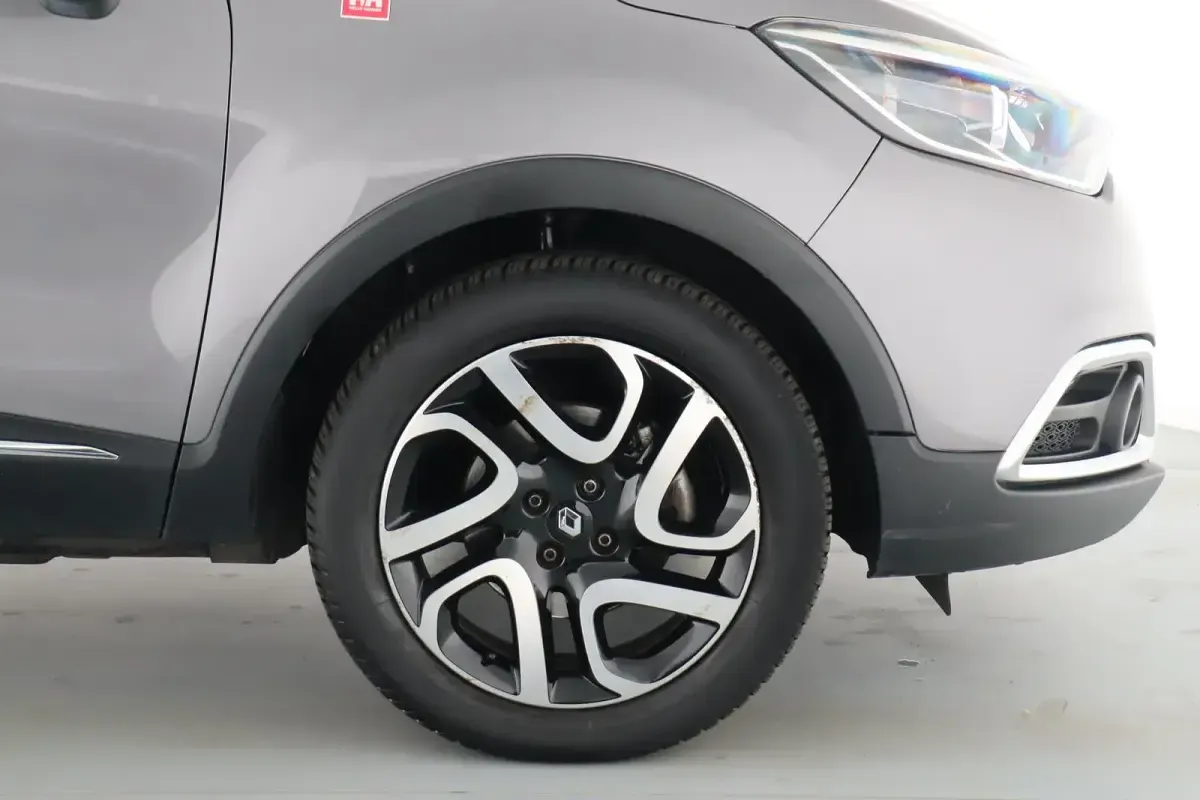 Używany Renault Captur 120 KM (88 kW) 2015 Szary SUV