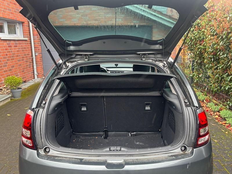 Gebraucht Citroën C3 Start 99 PS (72 kW) 2016 Grau Kleinwagen