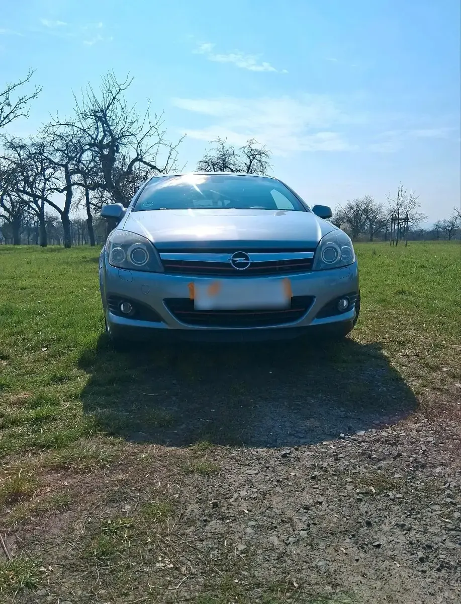 Gebraucht Opel Astra GTC Sport 140 PS (102 kW) 2006 Andere farben Coupé