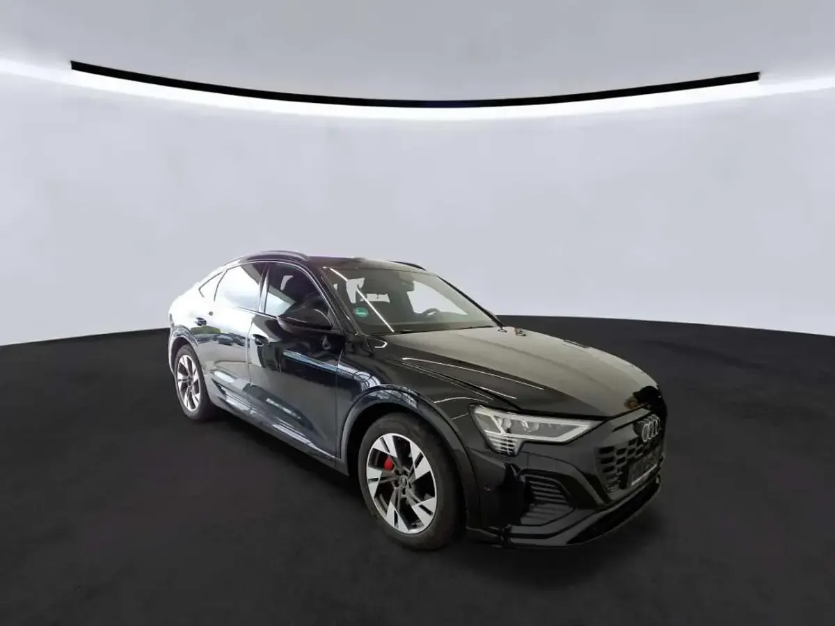 Gebraucht Audi Q8 e-tron S-Line 300 kW (408 PS) 2023 Schwarz SUV