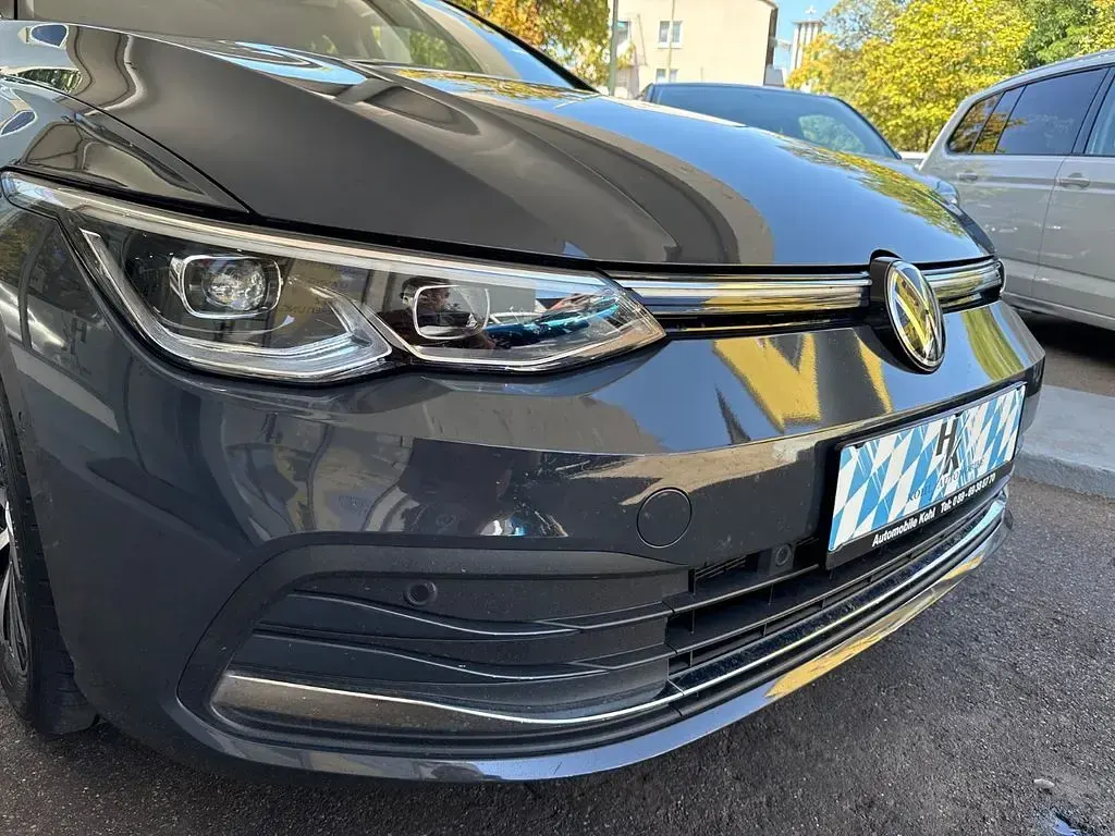 Gebraucht VW Golf VIII Style 204 PS (150 kW) 2022 Grau Limousine
